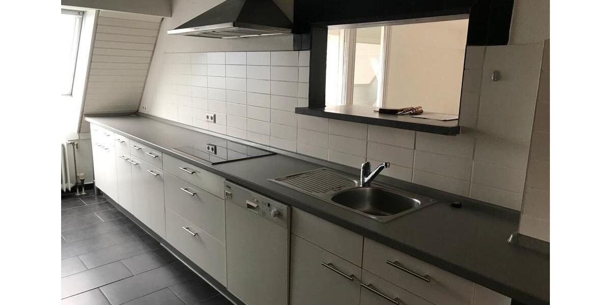 Dachgeschoßwohnung Ravensburg - 3.5 Zimmer, 102 m&sup2;, 490.000&euro; | Angebot:23863718