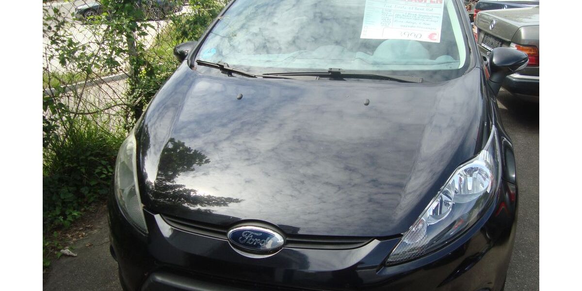 Ford Fiesta 109.000 km 3.900 &euro; Friedrichshafen 88048