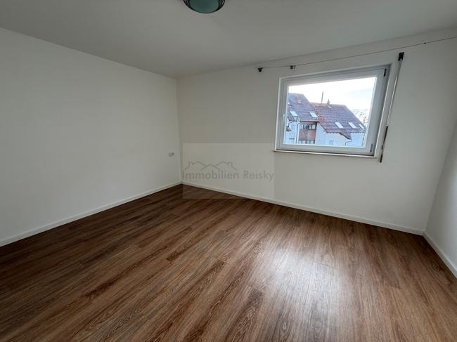 Etagenwohnung Überlingen - 3 Zimmer, 94 m&sup2;, 1.200&euro; | Angebot:21653676