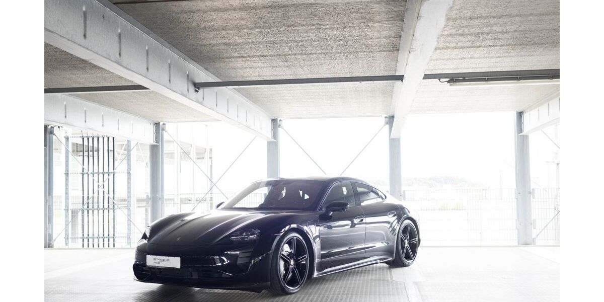Porsche Taycan 56.600 km 77.880 &euro; Friedrichshafen 88045
