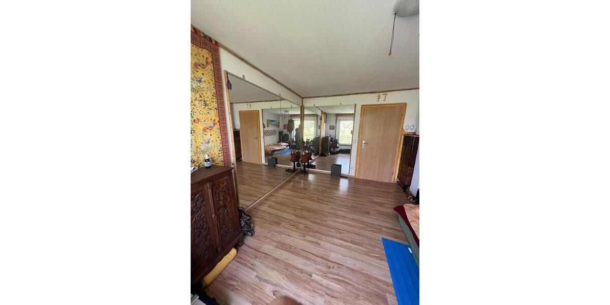 Mehrfamilienhaus, Wohnhaus Friedrichshafen Allmannsweiler - 4 Zimmer, 77 m&sup2;, 200.000&euro; | Angebot:26712818