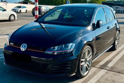 VW Golf 52.200 km 17.490 &euro; Friedrichshafen 88046