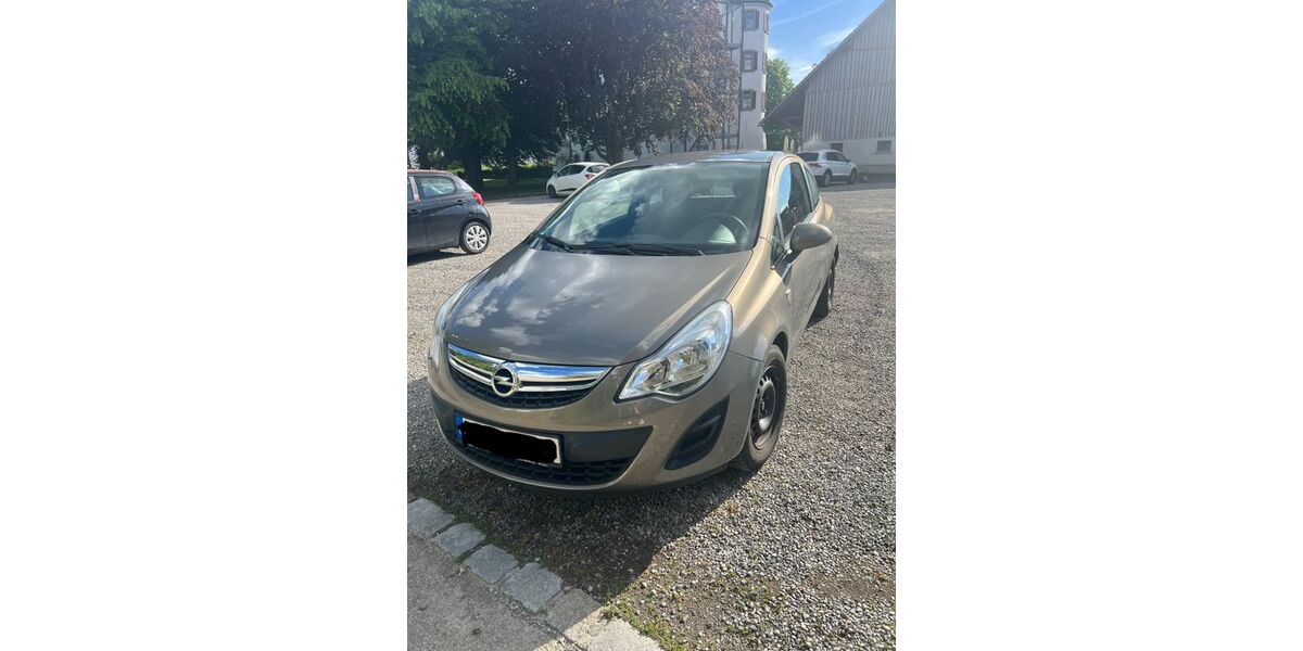 Opel Corsa 80.800 km 3.999 &euro; Friedrichshafen 88046