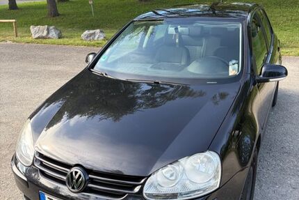 VW Golf 191.895 km 4.000 &euro; Friedrichshafen 88045