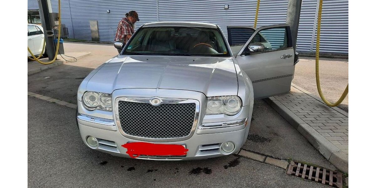 Chrysler 300C 330.000 km 4.650 &euro; Sigmarszell 88138