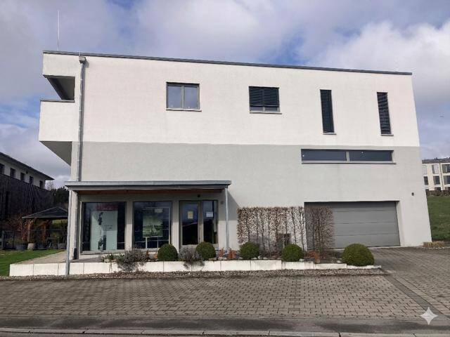 Gewerbeobjekt Ravensburg Weststadt - 8 Zimmer, 269 m&sup2;, 4.024&euro; | Angebot:25996555