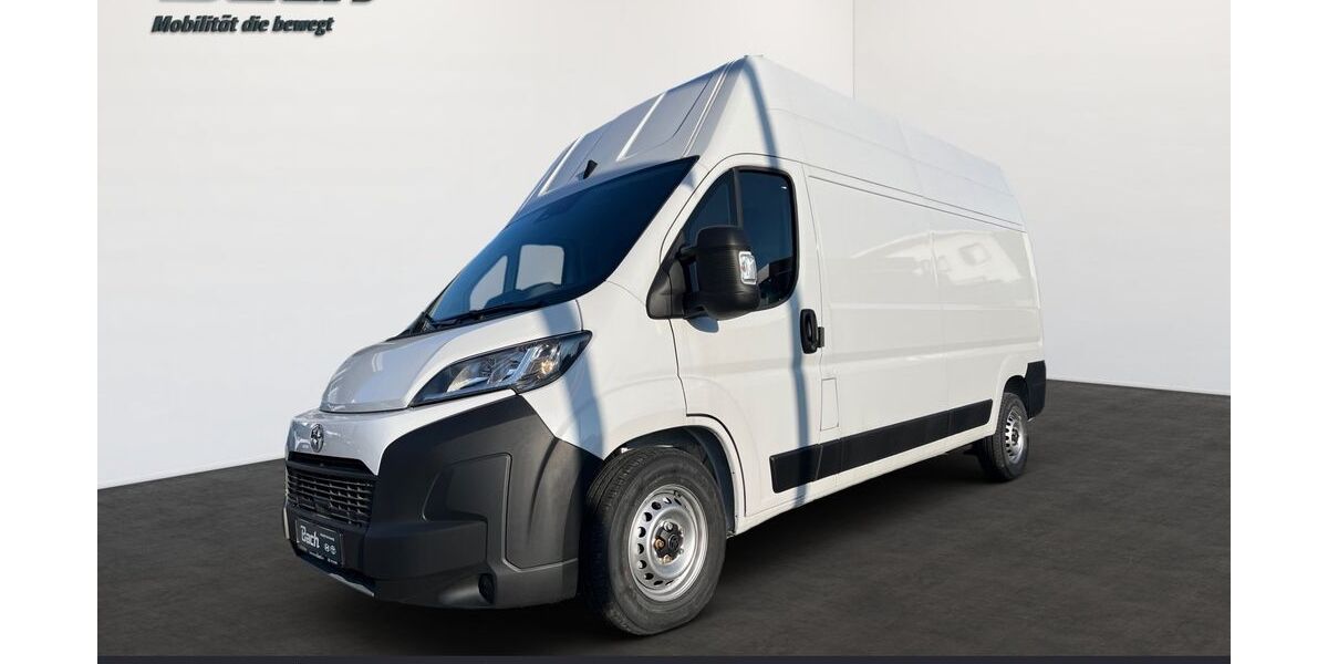 Toyota Proace (Verso) 1.500 km 33.015 &euro; Überlingen 88662