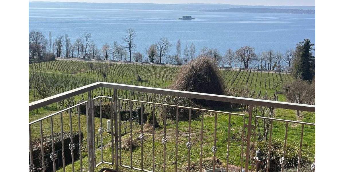 Etagenwohnung Meersburg - 2 Zimmer, 72 m&sup2;, 698.000&euro; | Angebot:25731012