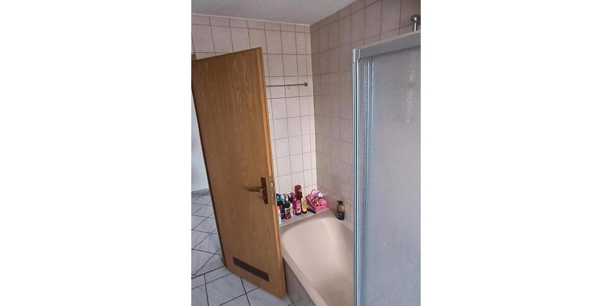 Dachgeschoßwohnung Wolpertswende - 3 Zimmer, 90 m&sup2;, 1.200&euro; | Angebot:25045580