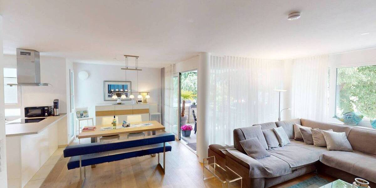 Etagenwohnung Friedrichshafen Zeppelindorf - 3 Zimmer, 101 m&sup2;, 1.690&euro; | Angebot:26891616