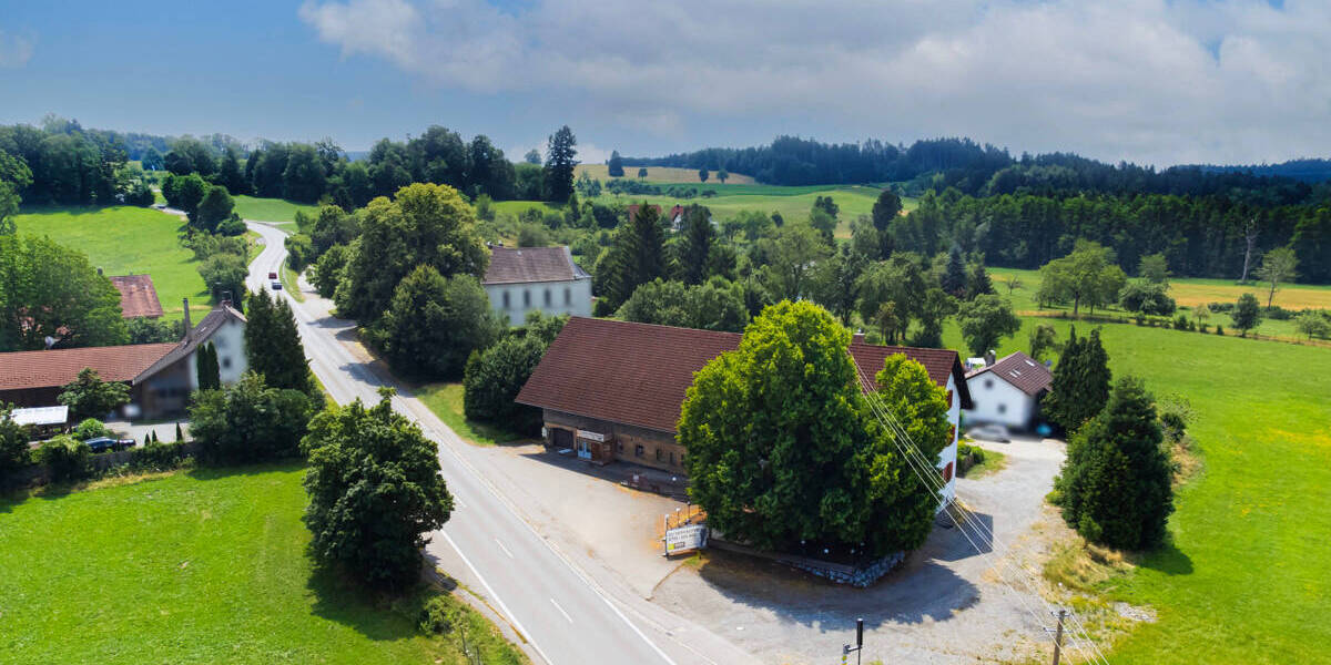 Mehrfamilienhaus, Wohnhaus Grünkraut - 8 Zimmer, 240 m&sup2;, 890.000&euro; | Angebot:25693557